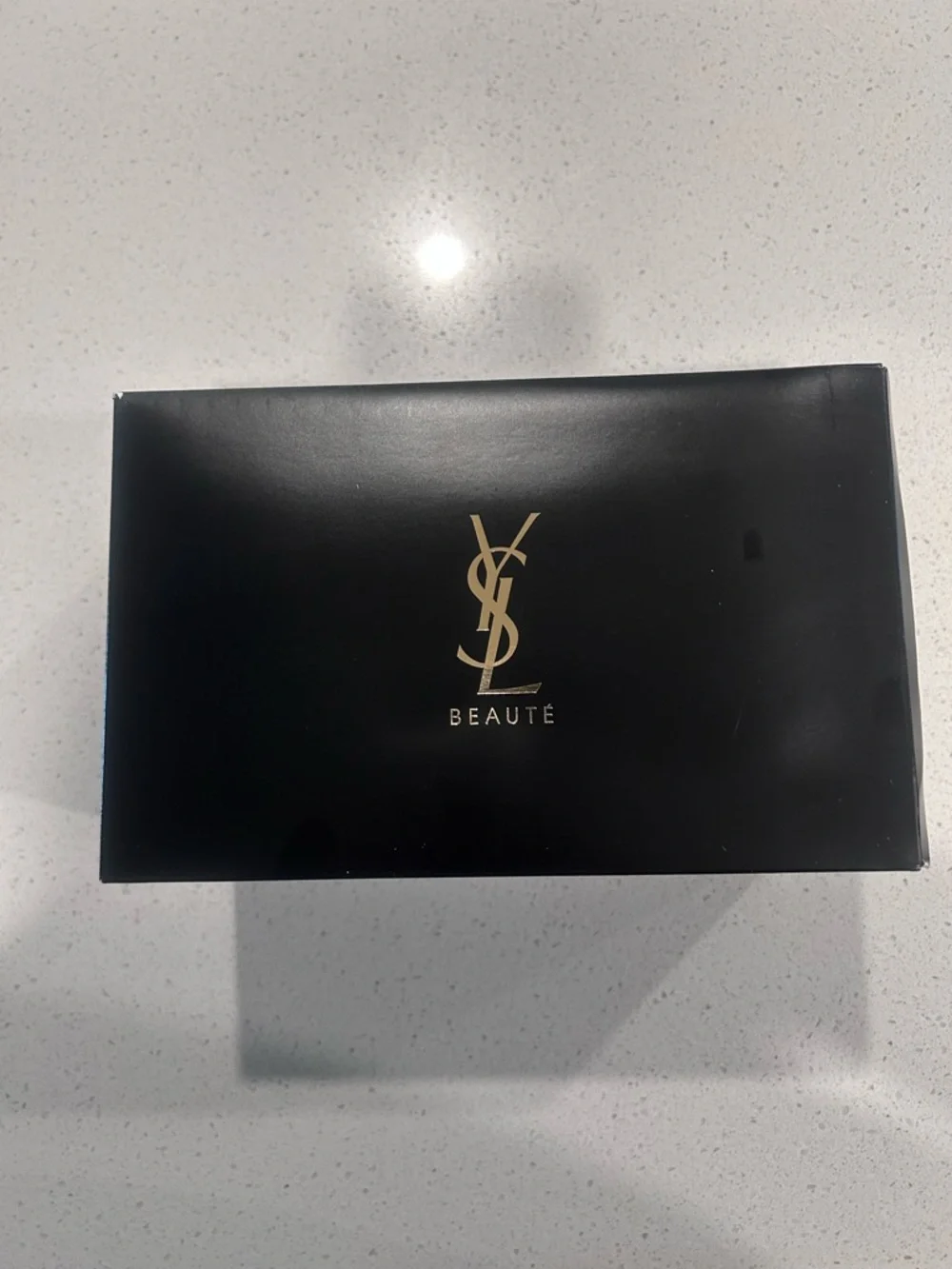 Saint Laurent Red Quilted Leather Makeup Case with Gold Zippers - Picture 5 of 6